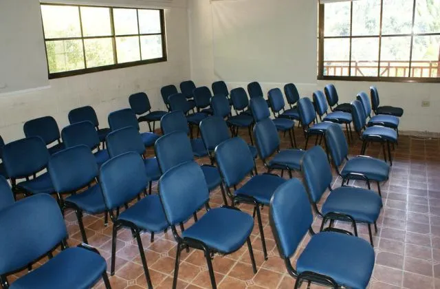 Rancho La Aurora Jarabacoa meeting room